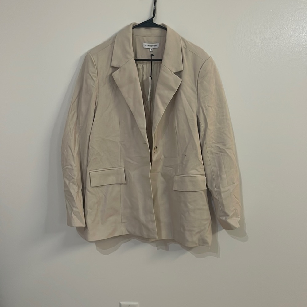 We wore what oversized tweed blazer